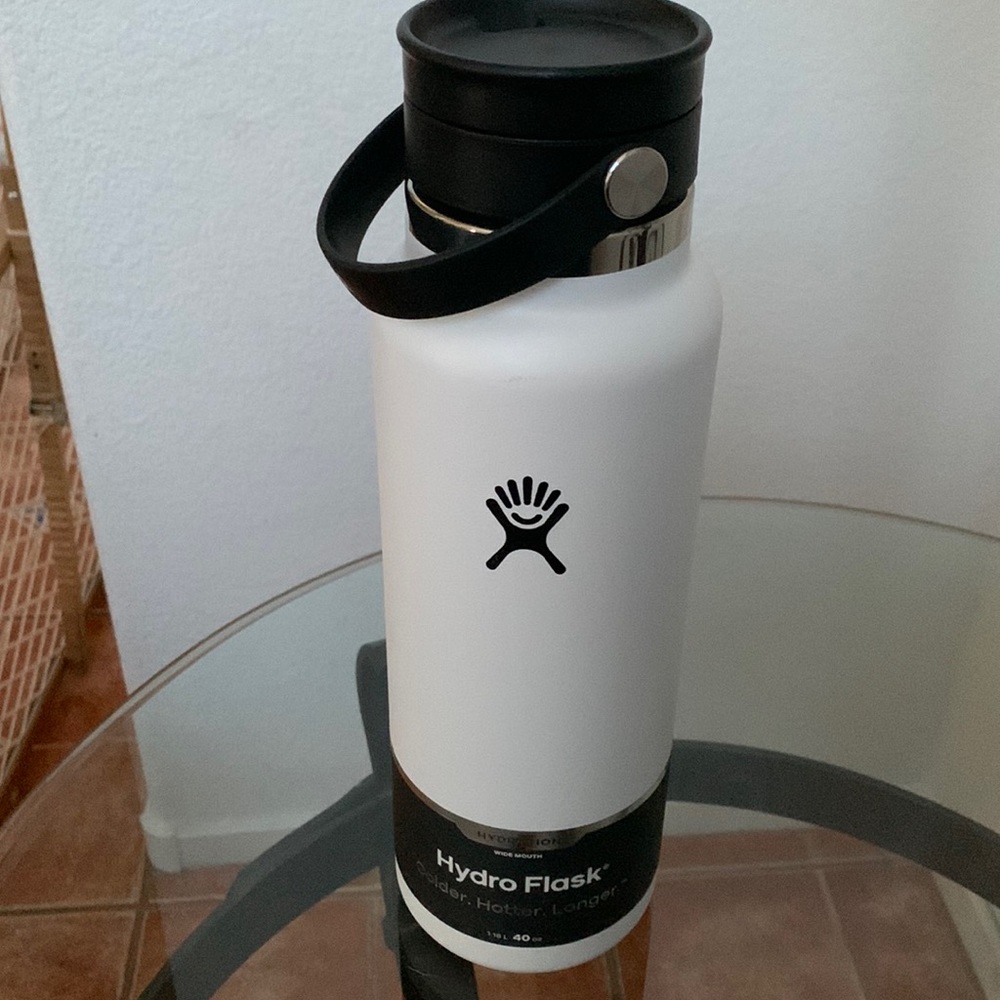 Hydro flask 40oz Wide Mouth Flex Lid White NWT